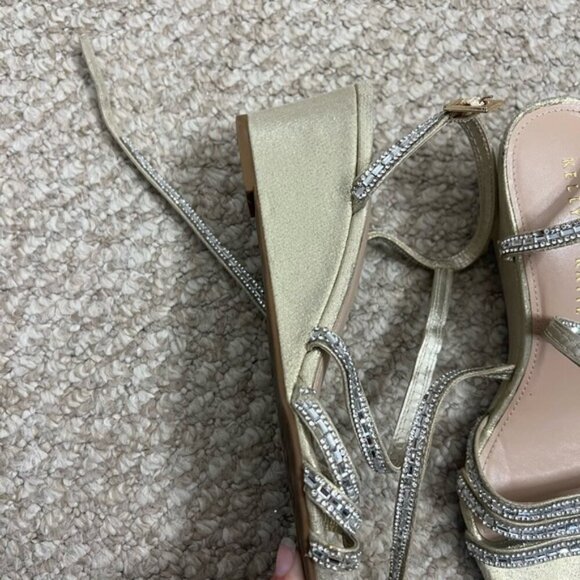 Kelly & Katie Wedge Summer Sand Rhinestone Shoe size 6.5 silver - Picture 2 of 8